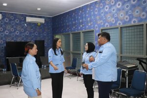 TRAINING PENINGKATAN KUALITAS SDM LPPL RADIO PUBLIK MIMIKA BERSAMA LPP RRI JAYAPURA DI TIMIKA