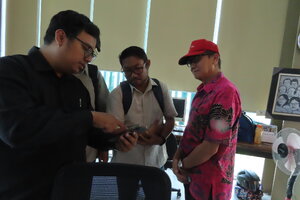 STUDI BANDING KE RADIO SUARA SURABAYA